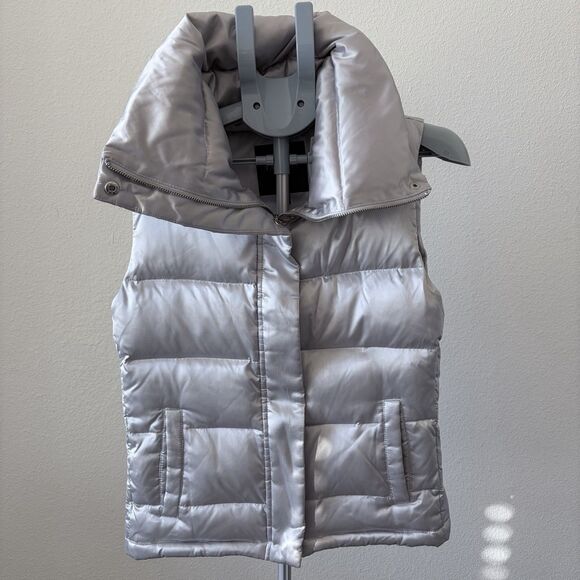 Talbots Puffer Vest Womens XS Silver Full Zip Jacket Down Fill Pocket Cyber Punk - Picture 1 of 6